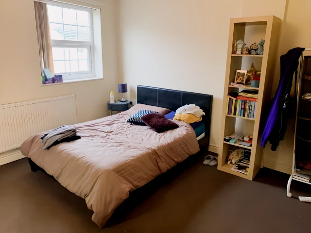 Raglan Road 22058# 2