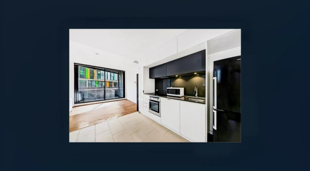 555 Swanston Street 3