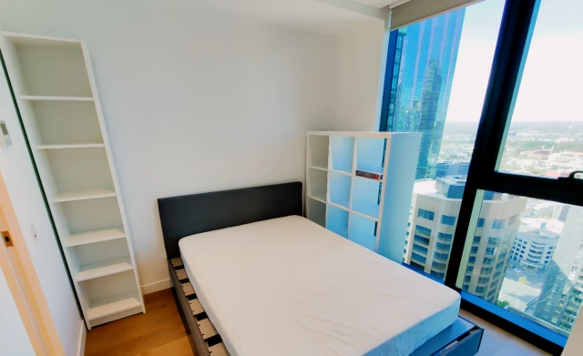 462 Elizabeth Street 2
