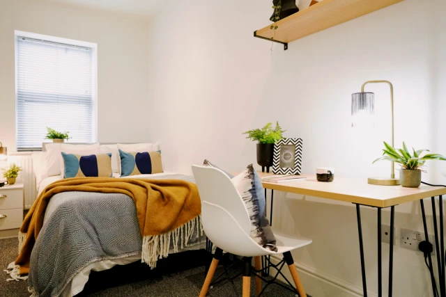 14, Driffield Street, M14 7HZ 1