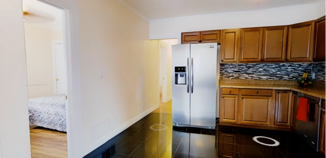 229 Ashworth Pl Apartment 2 3
