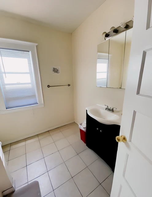 1533 East Genesee St 2