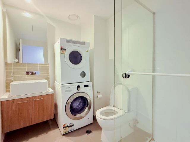 5 Sutherland Street 1