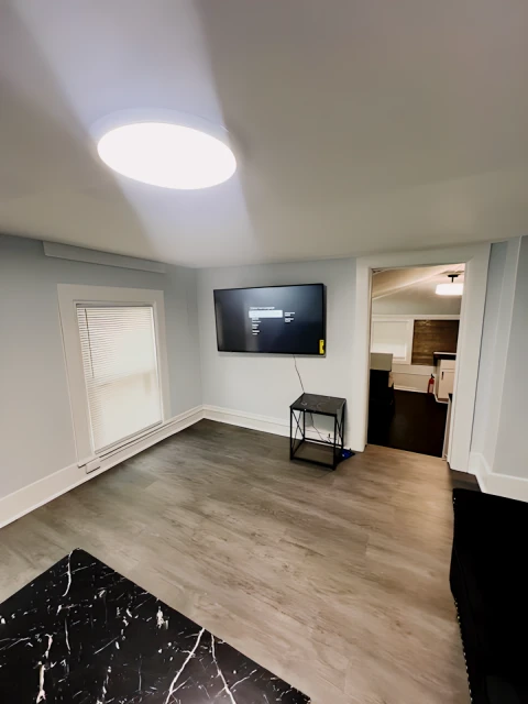 1211 Madison St 1