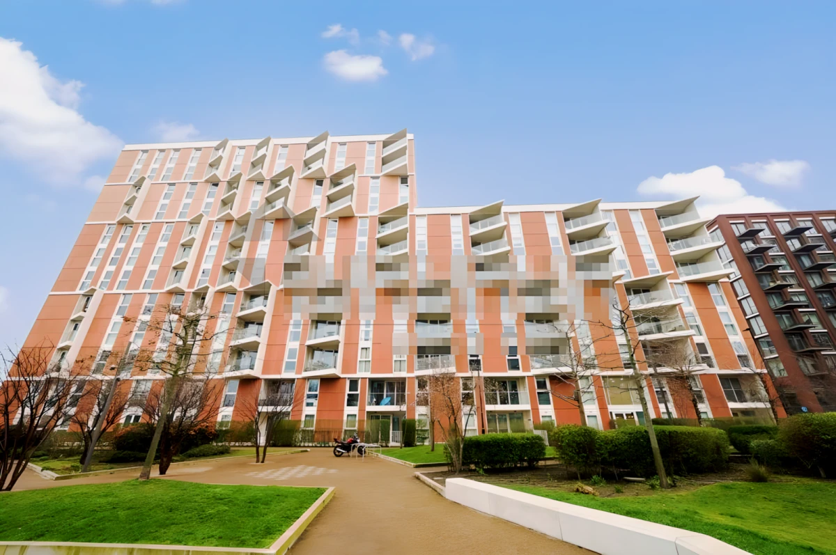 RL-Carrick House, Royal Crest Avenue, E16 0