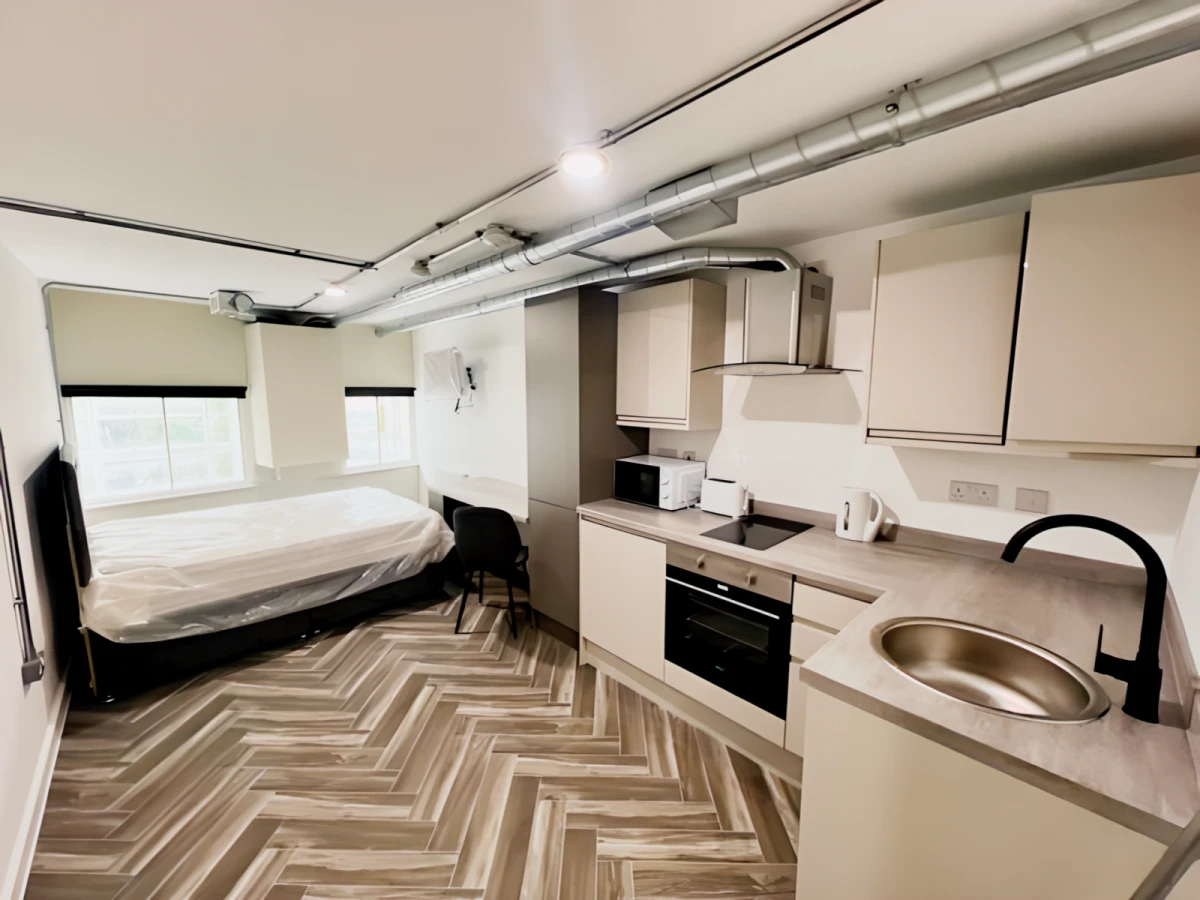 Flat 5, Market Street, NG1 6HY 0