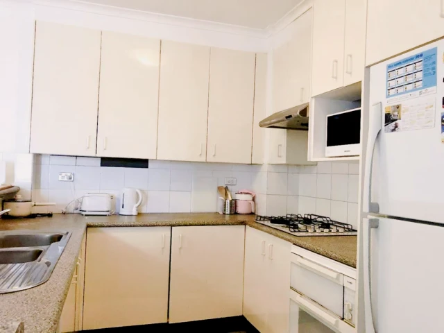 22/255 Anzac Parade Kingsford 2