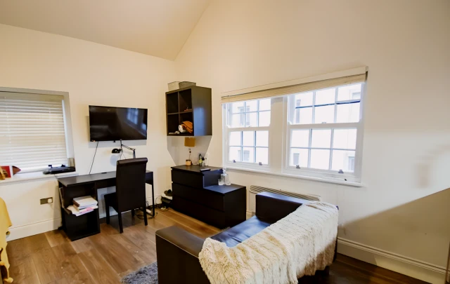 St. Leonards Gate, Lancaster - Flat 9, Rhodes House 3
