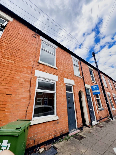 Paget Street, LE11 5DU 2