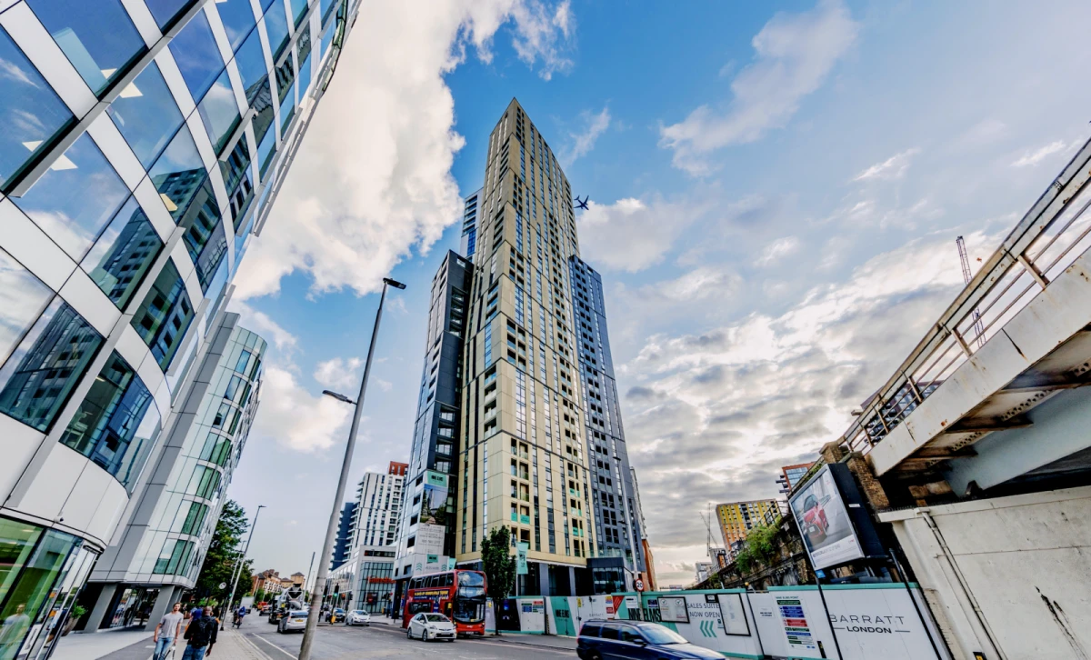 Gladwin Tower, 50 Wandsworth Road, Nine Elms Point, London, SW8 2FJ 0