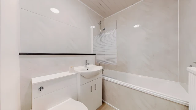 Acklam Road 24760# 4