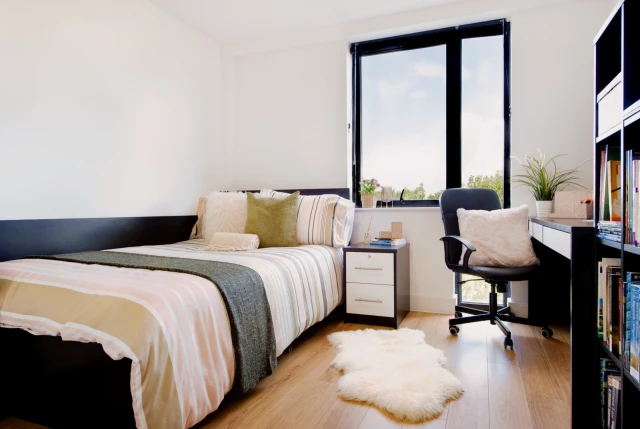 Myrtle St Apartments 4