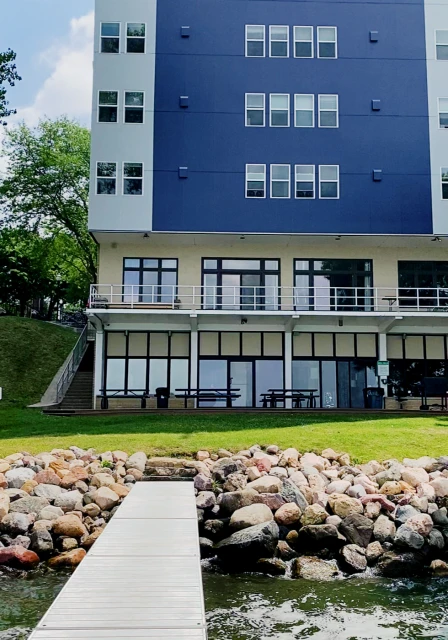 Mendota Lakeshore Apartments 1