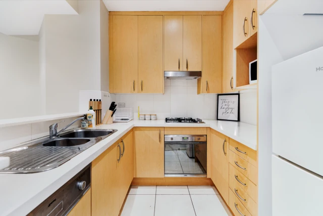107 Quay St 4