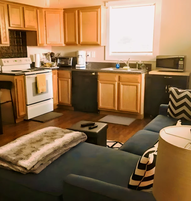 Benton Place, APT 2, 1 BEDROOM 1 BATH apartment on Music Row in Nashville. 1