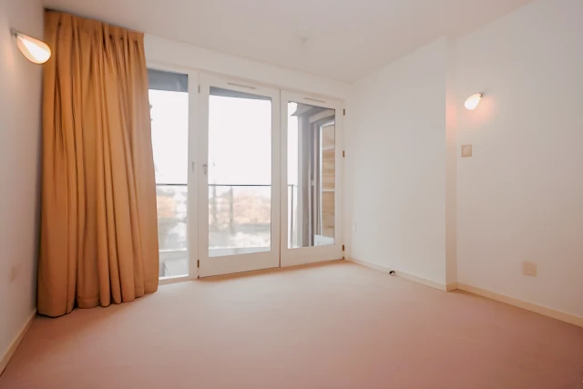 New Providence Wharf 2