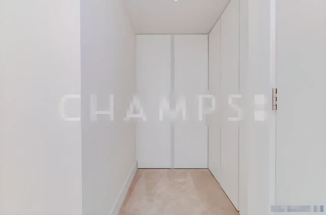 CM-White City Living 4