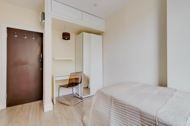 Nevern Place, Earls Court 2