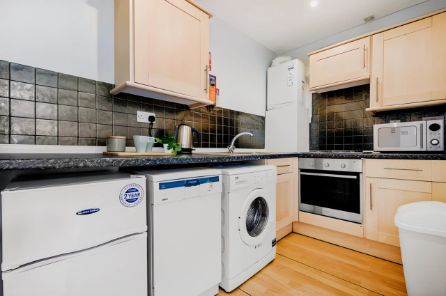 Hyde Terrace 26279# 1