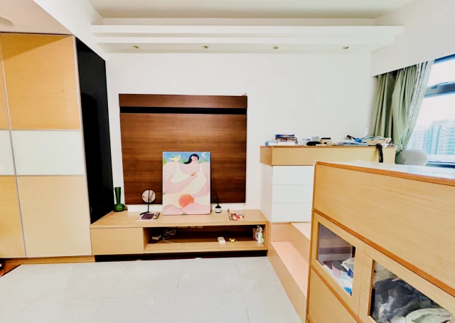 香港红磡理工大学+半岛豪庭+高层朝南海景开放式一居 2