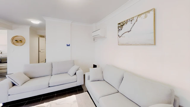 261 Harris St 3
