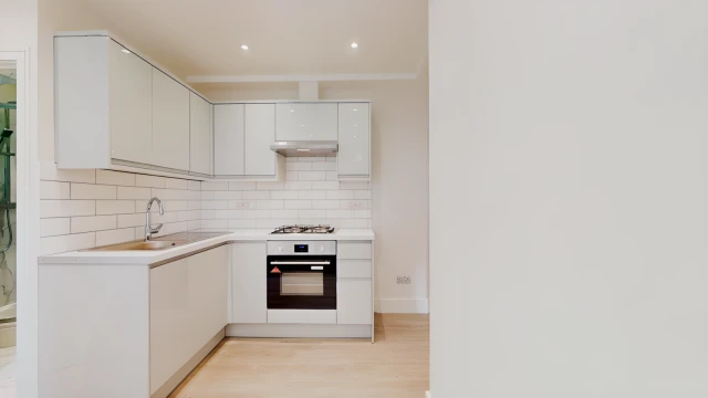 Penfold Place 26192# 3