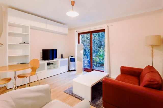 LH-Heathcote Street
