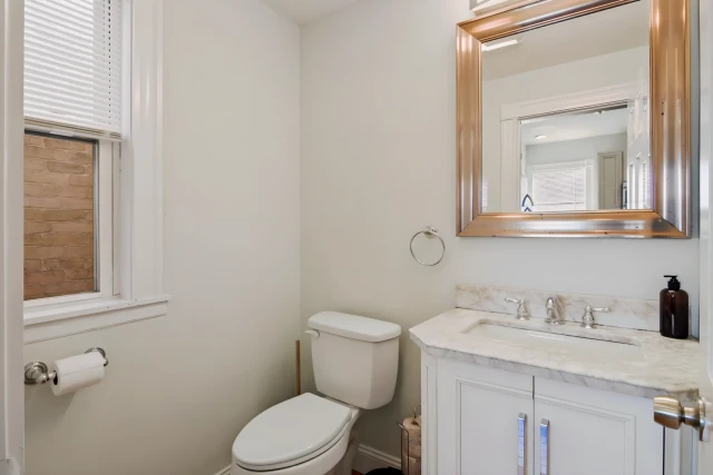 11 Linden Street - Boston student accommodation - 4B1.5B #835 Twin Bedroom B