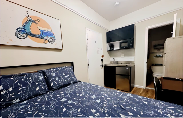Union Square Apartment 4