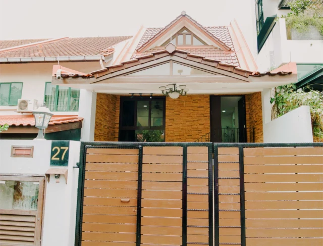 27 Casuarina Road