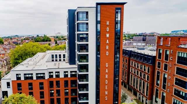 Uit Howard Gardens Residence 1