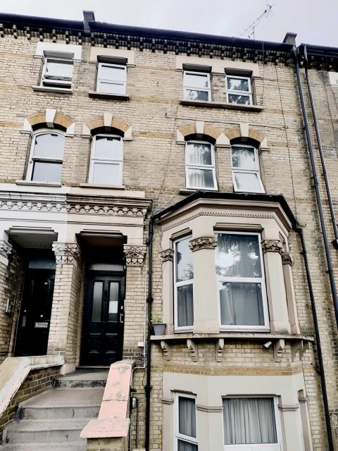 Talgarth Road 27356# 1