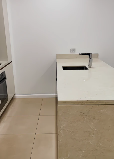 7 Rosebery Ave - alloggio per studenti a Sydney - 2 bed 2 bath-140