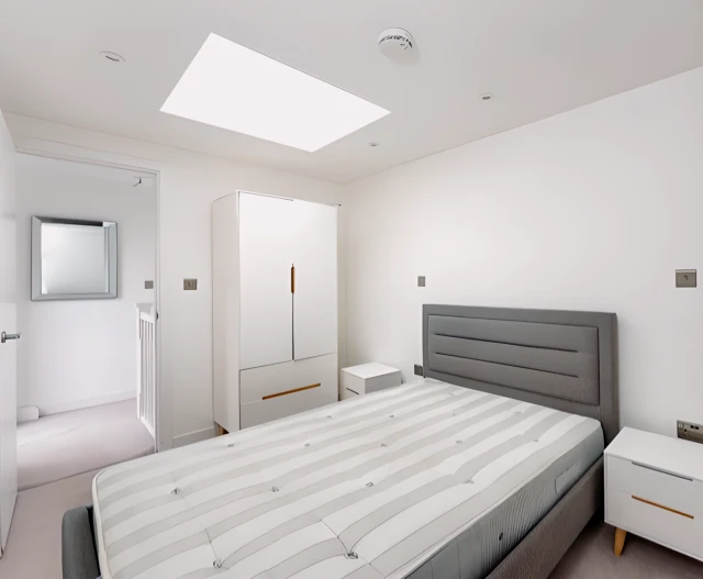 LH-Rockingham Road 3