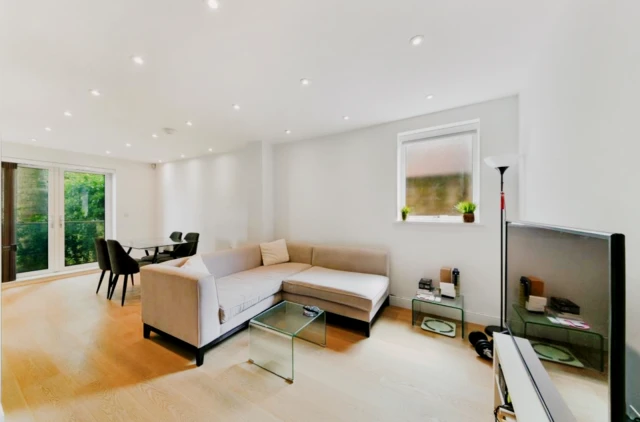LH-Sandon Court - London student accommodation - 3B3B