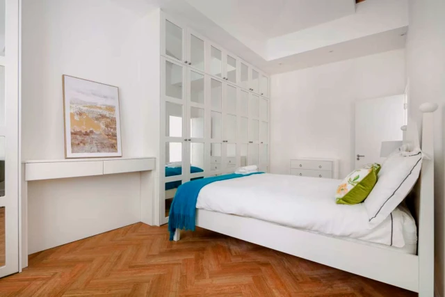 UM-Charming Mews - London student accommodation - 2 Bedroom 2 Bathroom