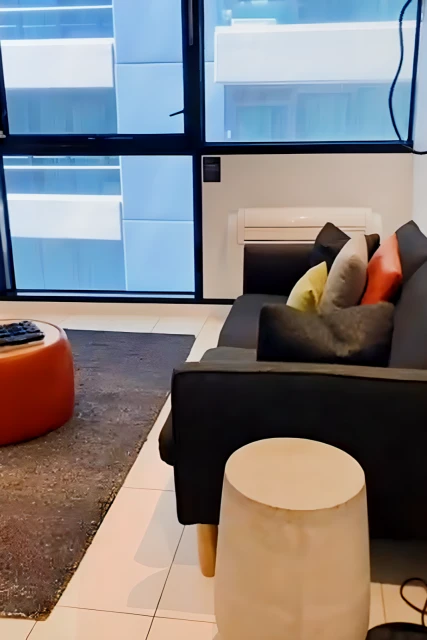 560 Flinders Street 3