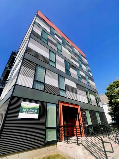 208 E. Clark, Champaign, IL 61820 2