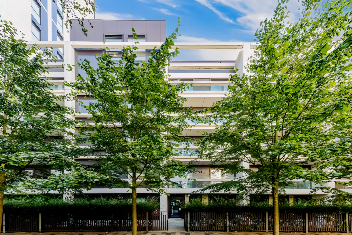 Broadfield Lane, Camden, London, NW1 0