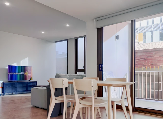 181 Waymouth Street 4