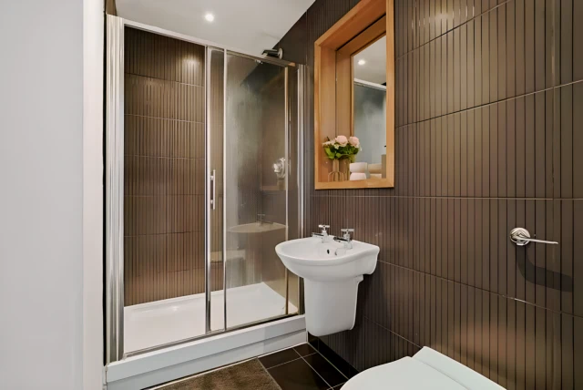 Cross Green Lane 28524# 3