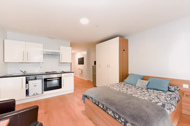 uhomes.com | Student Accommodation, Housing, Flats, Apartments for Rent