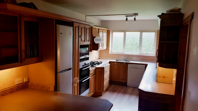 Adel Lane 28827# 2