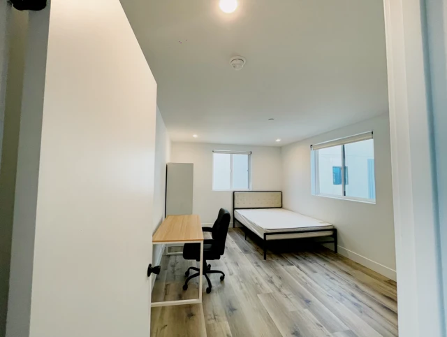 3001 Van Buren Place 2