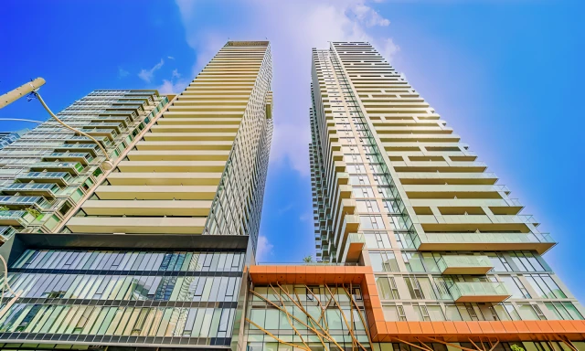 50 at Wellesley Station Condos 1