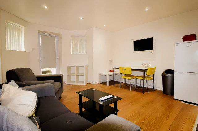 Moorland Avenue 29102# 1