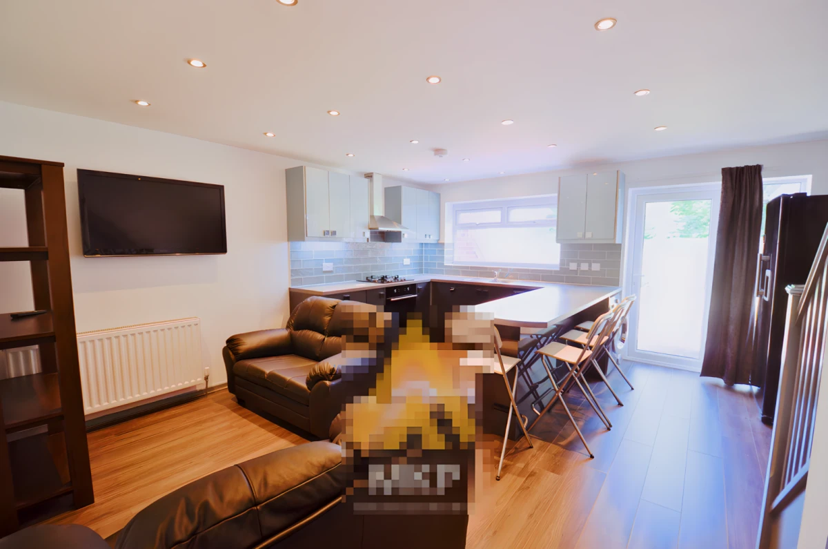 Entire Place·4B2B···12 Fair Green Way, Selly Oak B29 6EW - Birmingham student accommodation