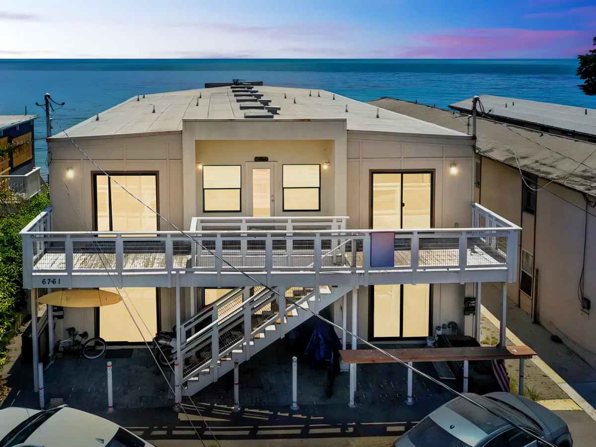 6761 Del Playa Dr 0