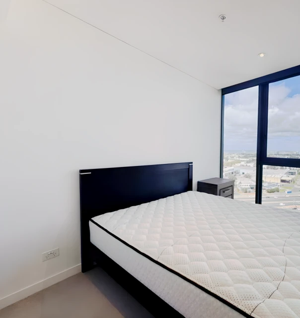 100 Lorimer Street 2