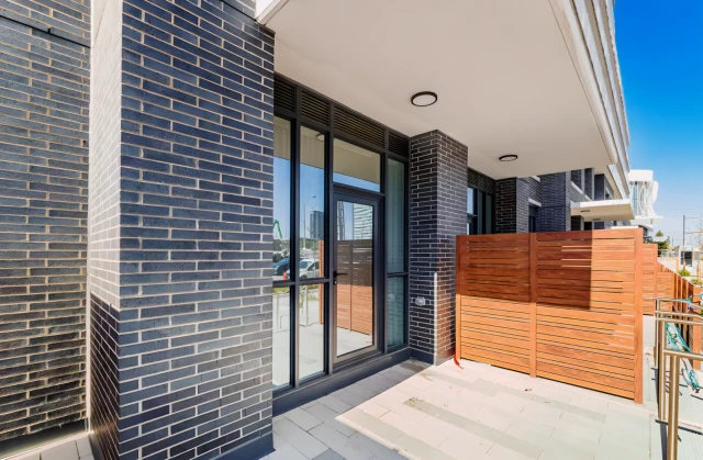 28 Interchange Way 1